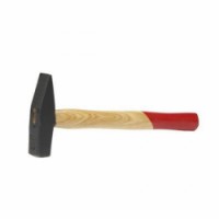 Kladivo, dřevěná rukojeť, délka 28,5 cm, váha 0,48 kg, skladem