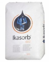 Sypký sorbent Ikasorb 602, sorpční kapacita 6,6 l, balení 30 kg, skladem
