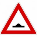 Dopravní značka Pozor, zpomalovací práh (A7b), 