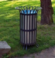 Kovový venkovní odpadkový koš Count, objem 70 l, 