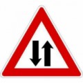 Dopravní značka Provoz v obou směrech (A9), 